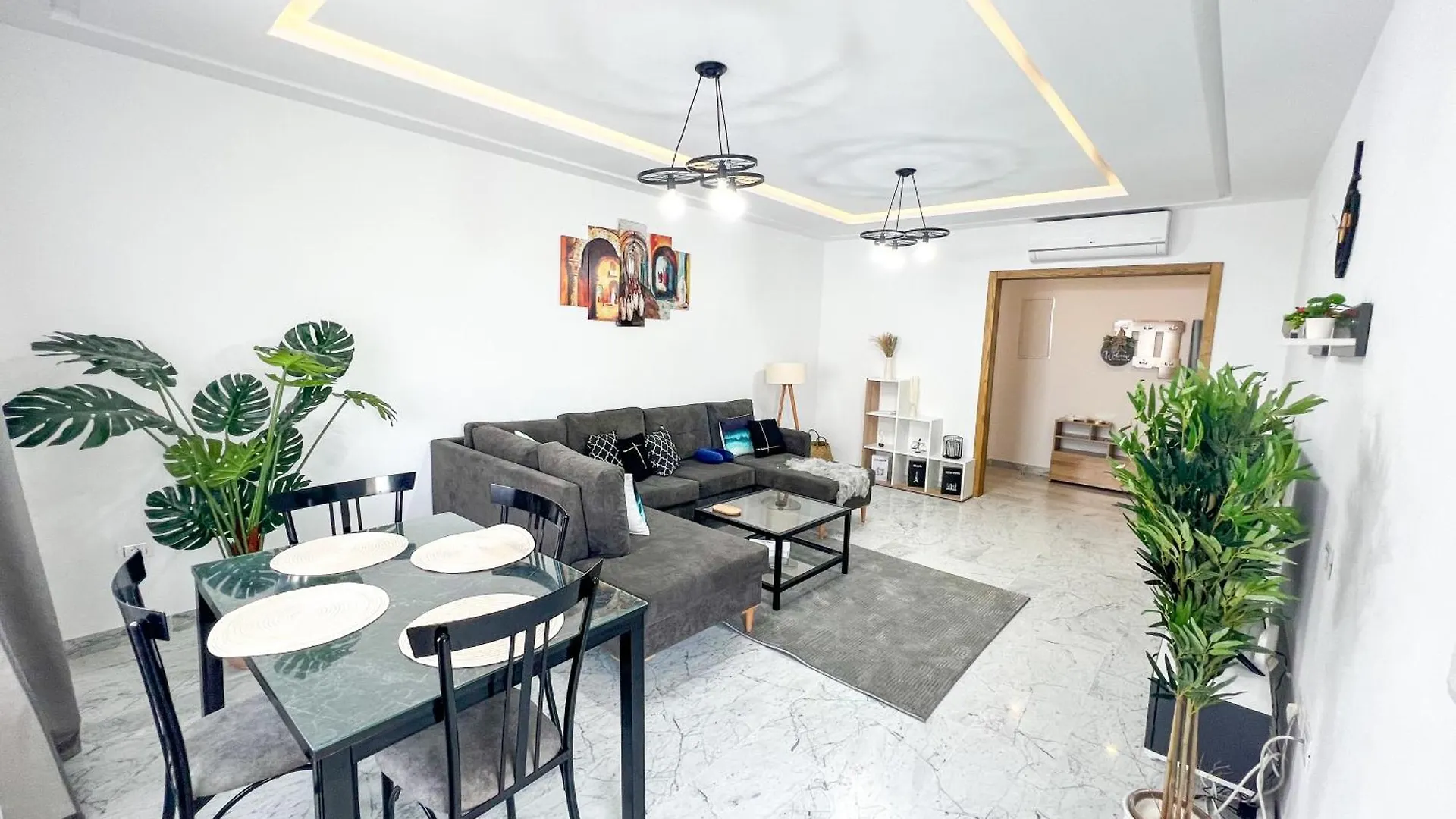 Modern 2 Bedroom Flat In Jardins Menzah Tunis Tunisia